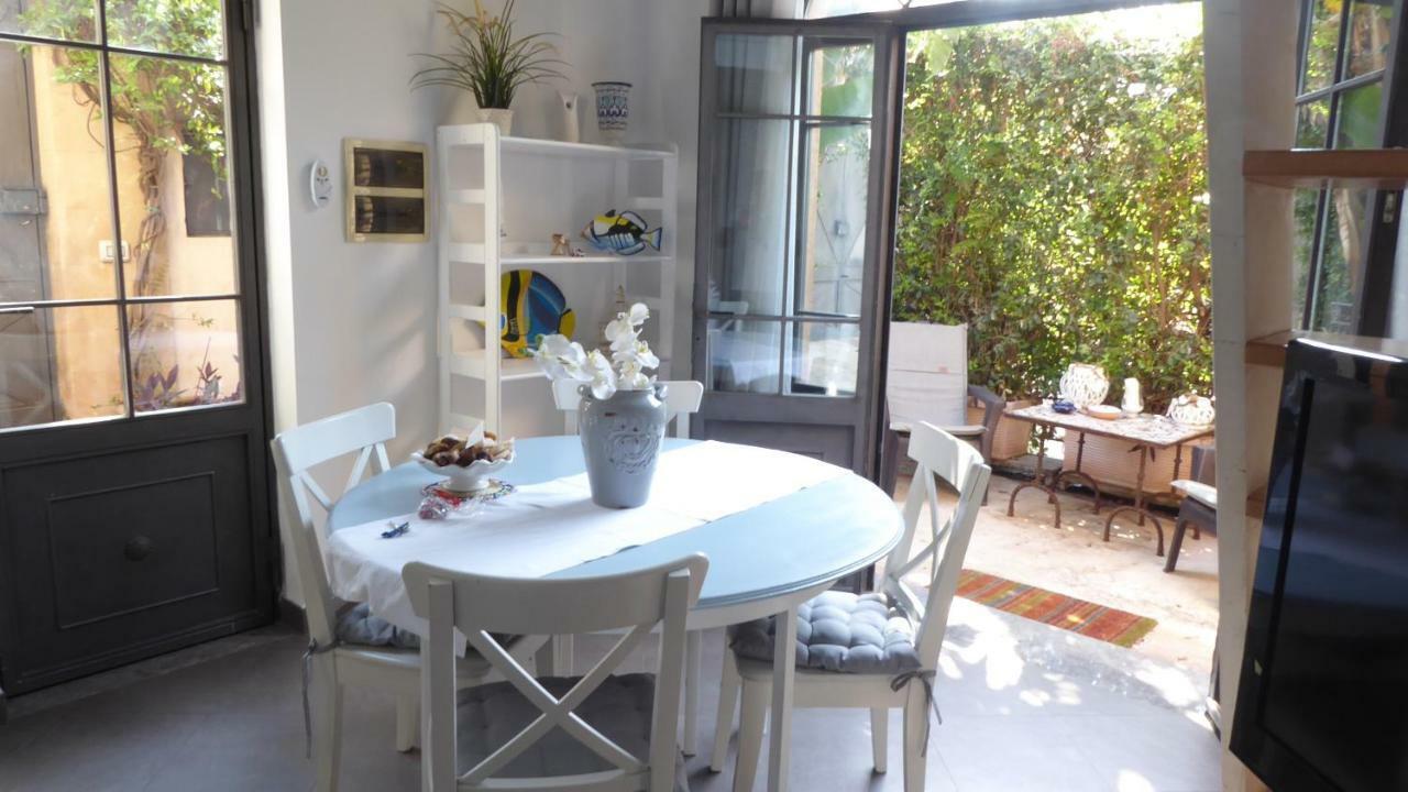 Il Liberty Di Emilia Villa มอนเดลโล ภายนอก รูปภาพ